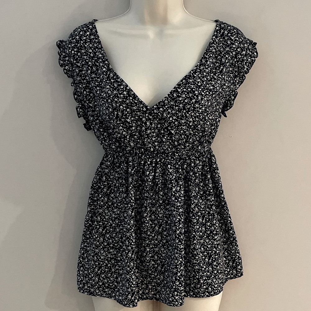 WOMANS FASHION TOP